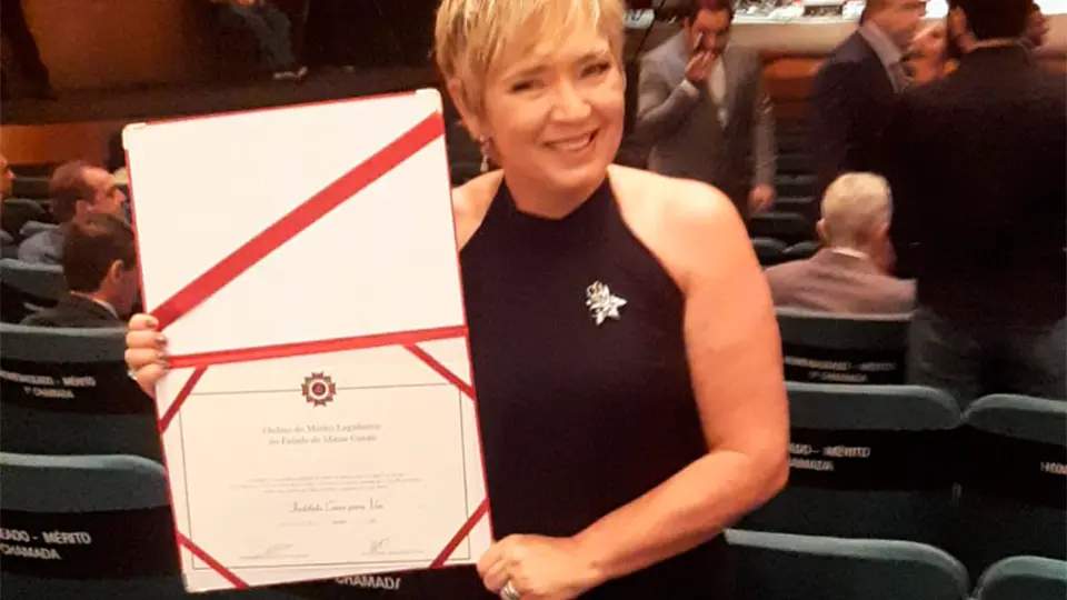 flavia mucci do instituto corre pra ver recebe honraria